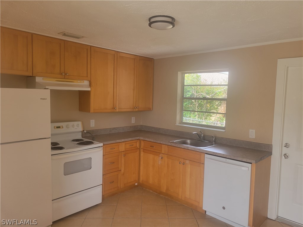 2656 Mangrove Street Naples FL 34112 226011429 image6