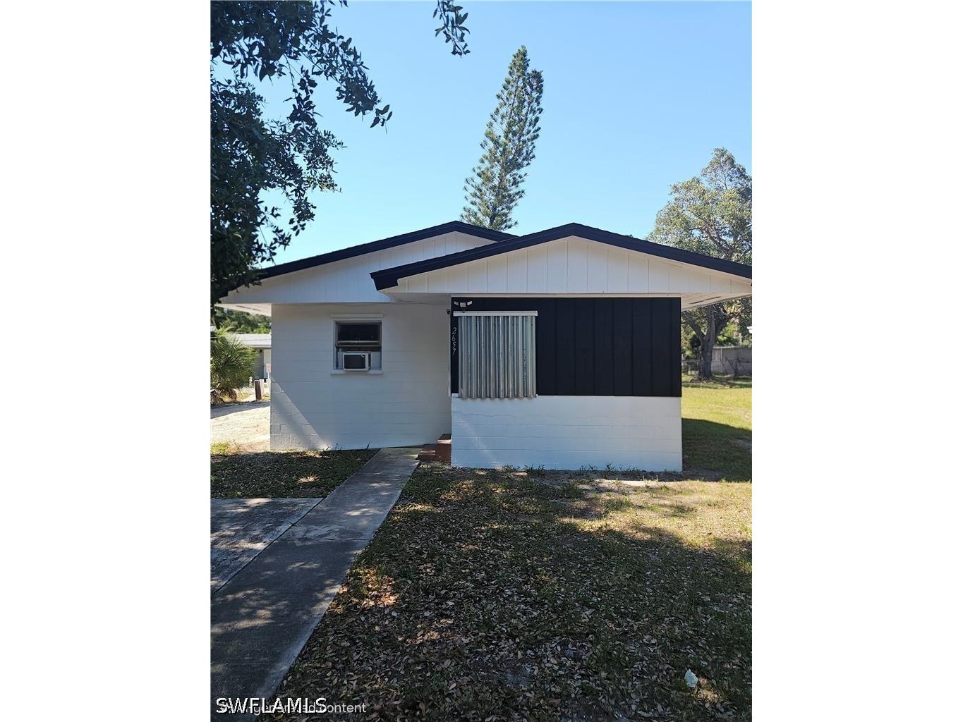 2657 Lafayette Street Fort Myers FL 33916 226020208 image1