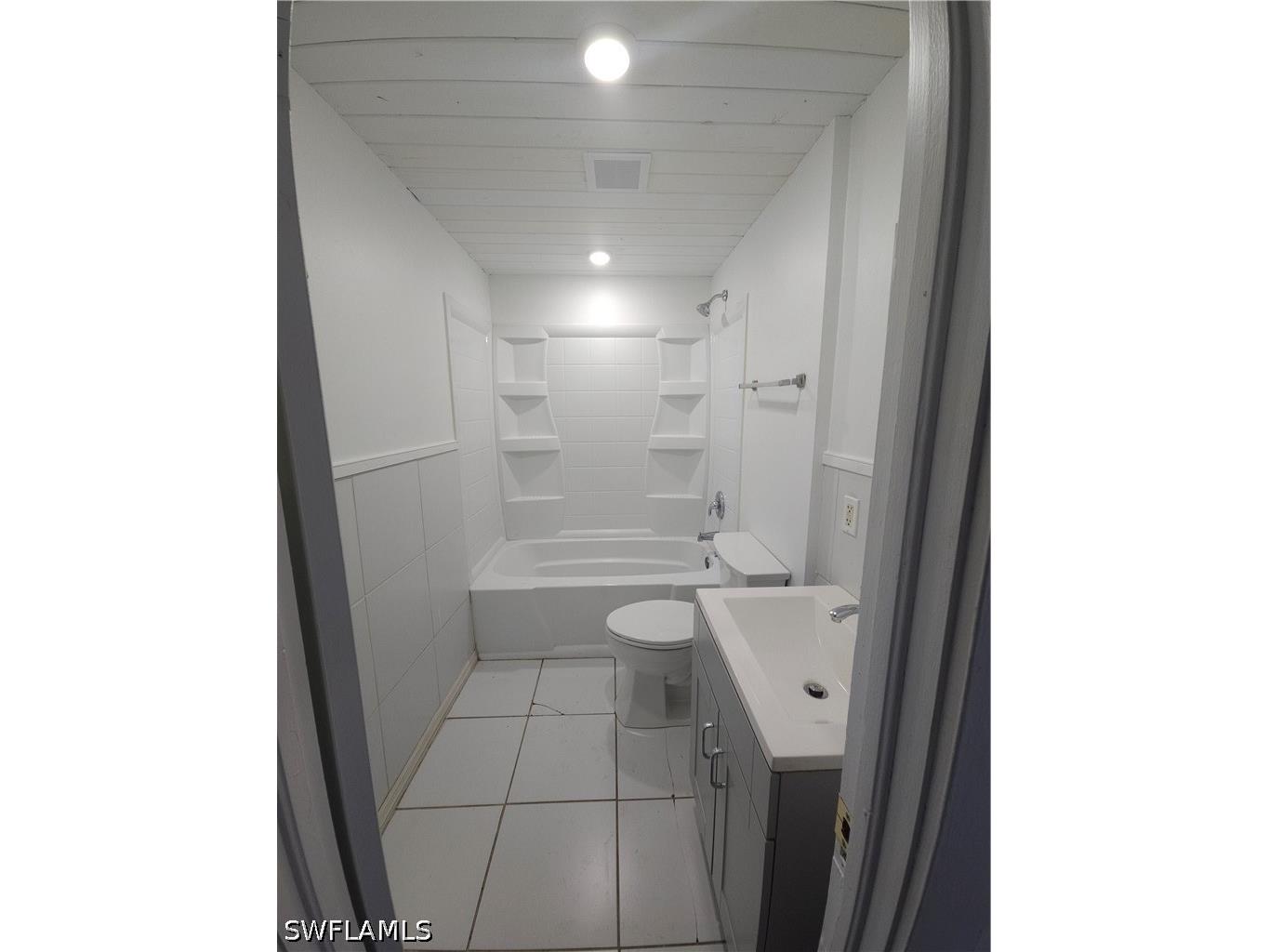 2657 Lafayette Street Fort Myers FL 33916 226020208 image10