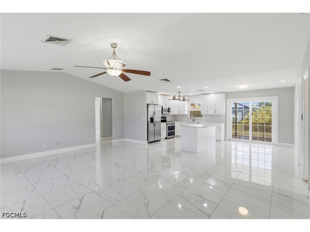 2658 SW 32nd Street Cape Coral FL 33914 2026019166 image10