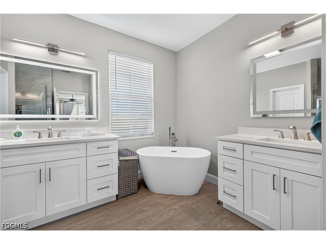 2659 Amber Lake Drive Cape Coral FL 33909 2026026674 image27
