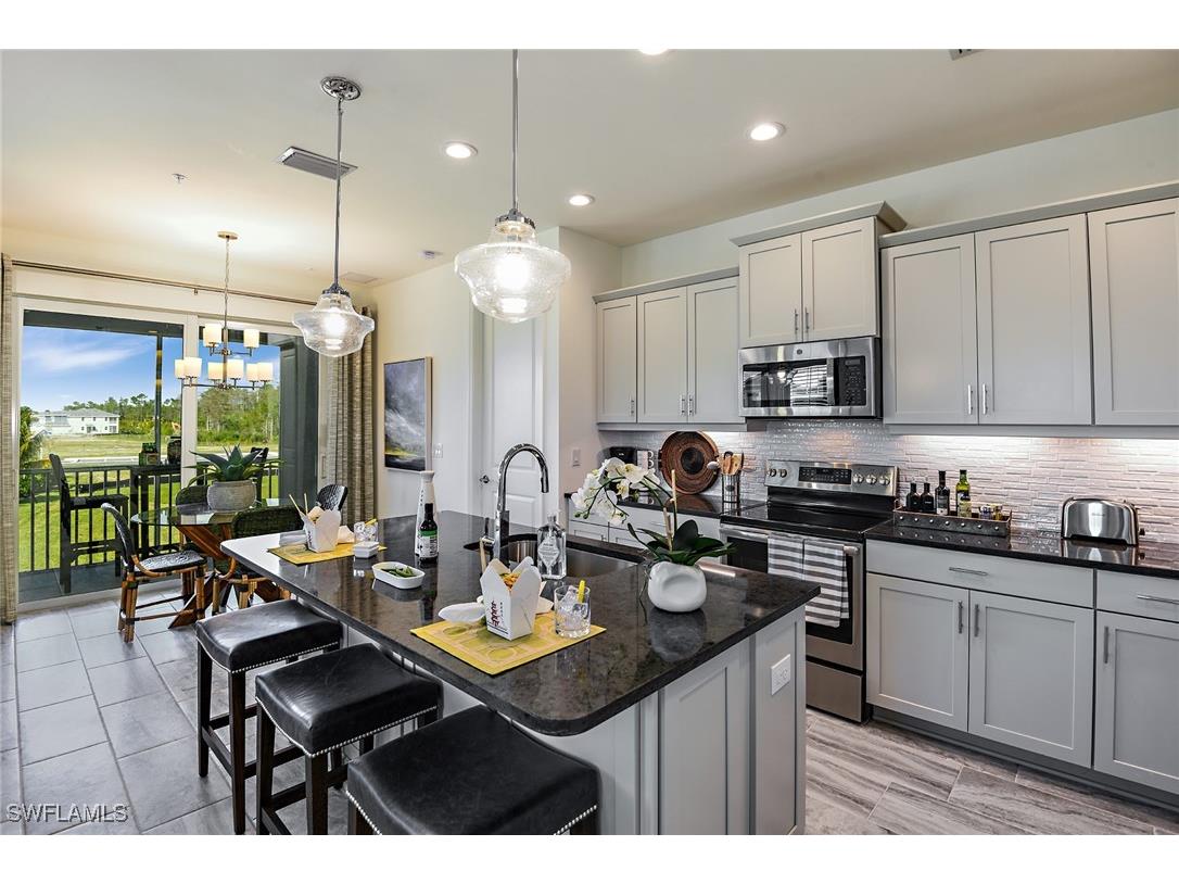 2659 Seychelles Drive #2005 Naples FL 34112 224077979 image1