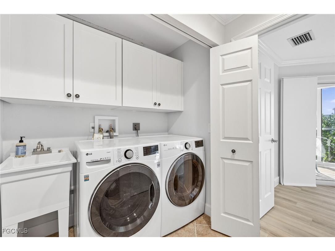 2659 W Gulf Drive #C201 Sanibel FL 33957 2026000247 image29