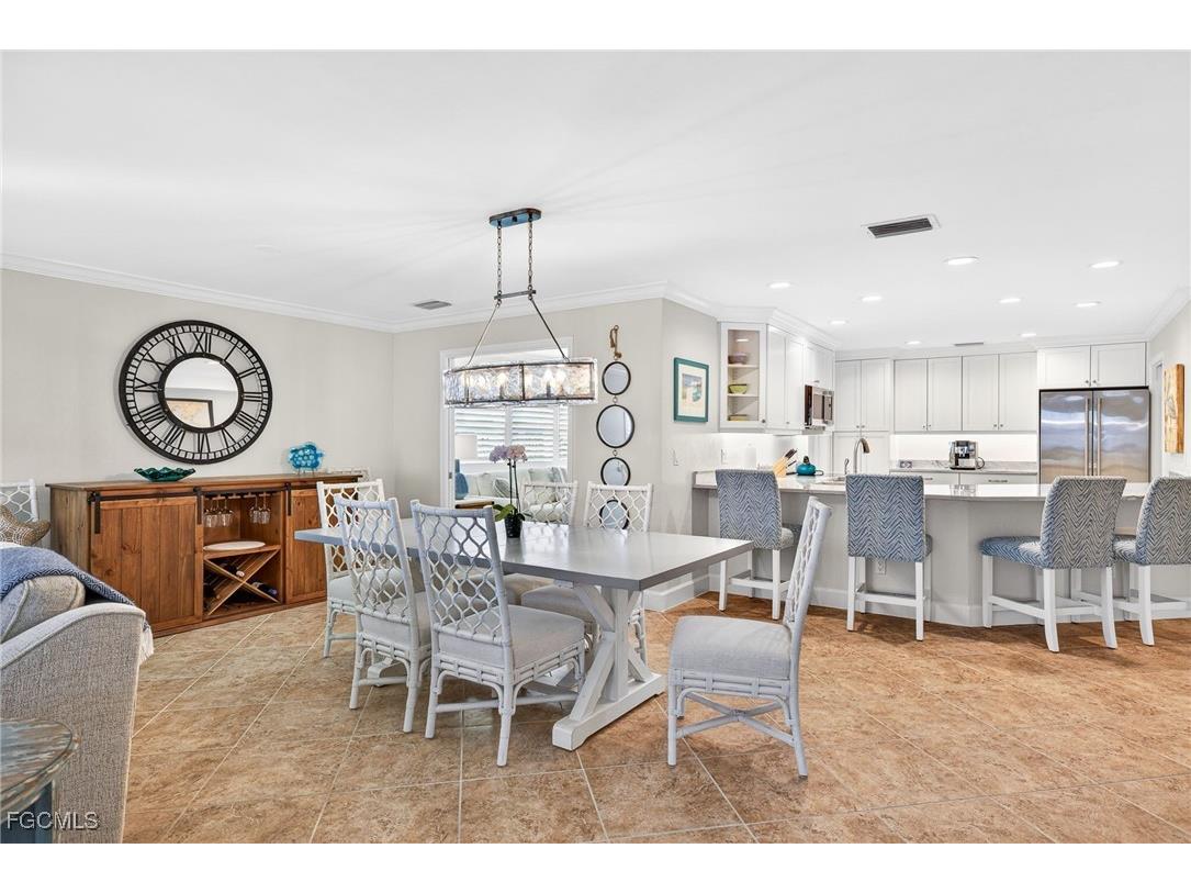 2659 W Gulf Drive #C201 Sanibel FL 33957 2026000247 image8