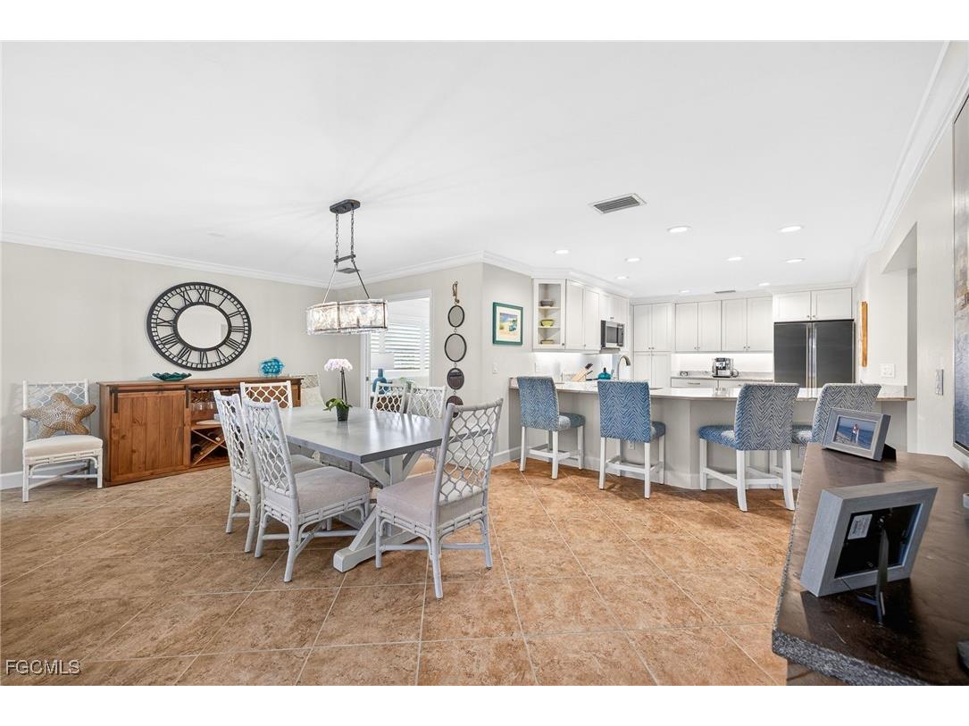 2659 W Gulf Drive #C201 Sanibel FL 33957 2026000247 image9