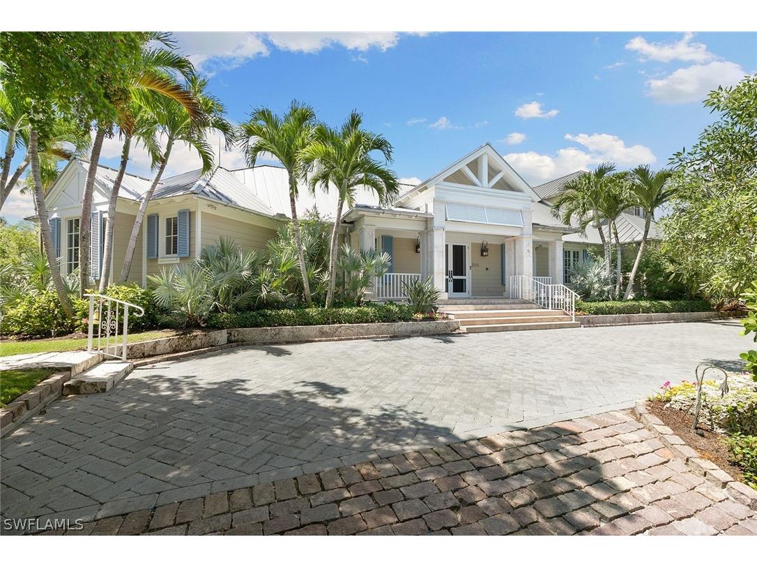 266 15th Avenue S Naples FL 34102 224047886 image1