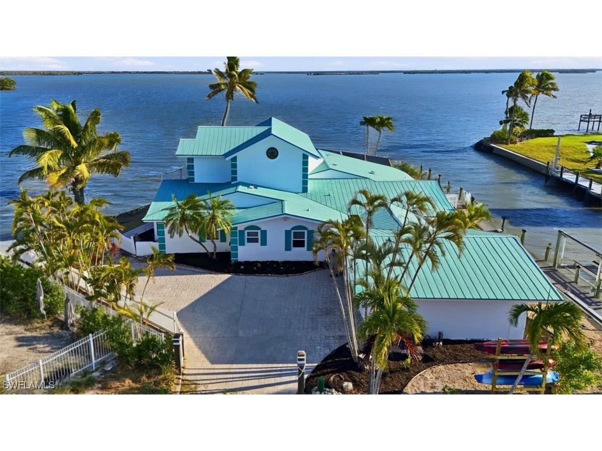 266 Curlew Street Fort Myers Beach FL 33931 226001267 image1