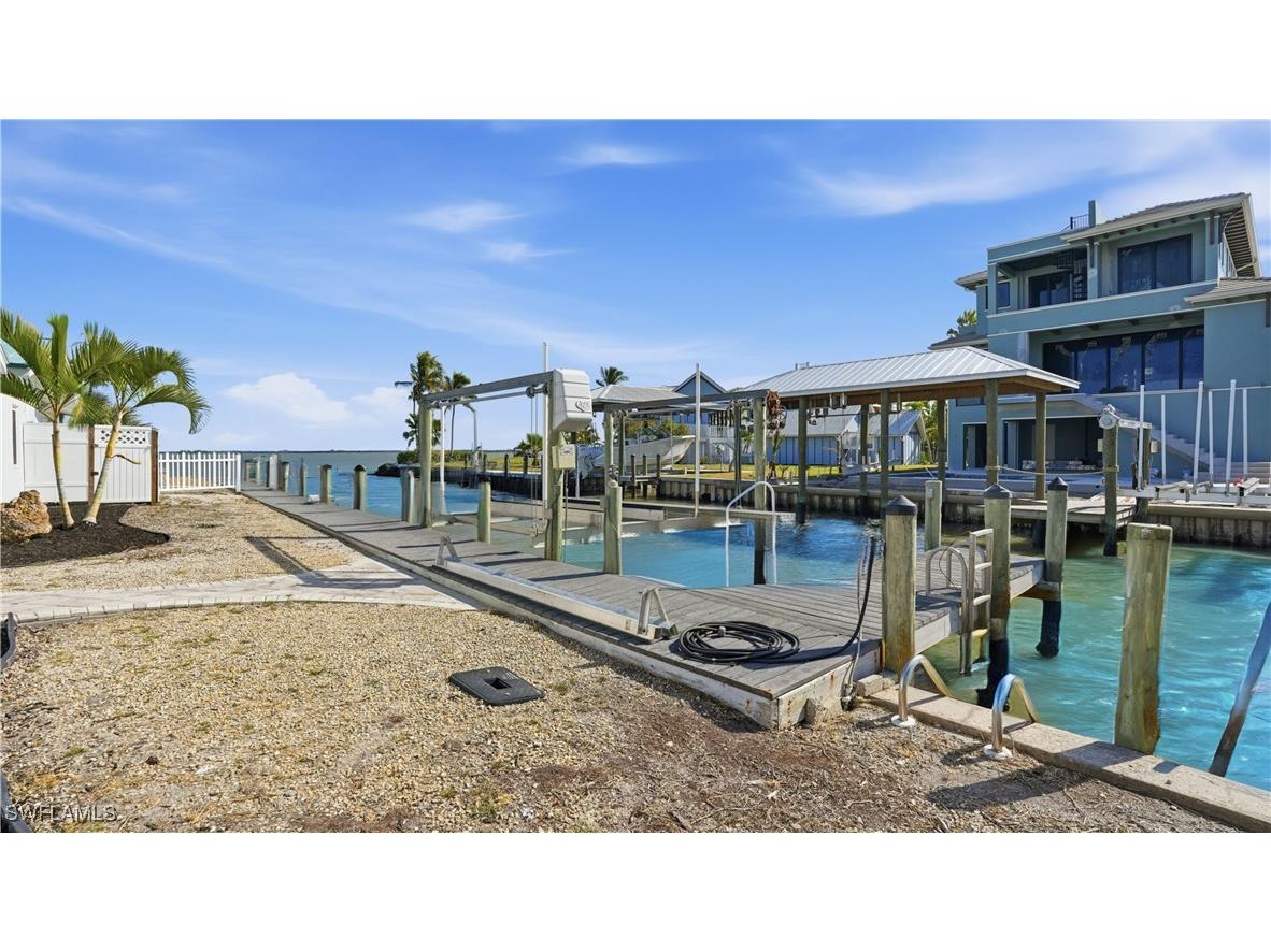 266 Curlew Street Fort Myers Beach FL 33931 226001267 image6