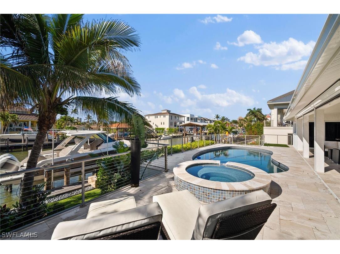 266 Egret Avenue Naples FL 34108 226007076 image37