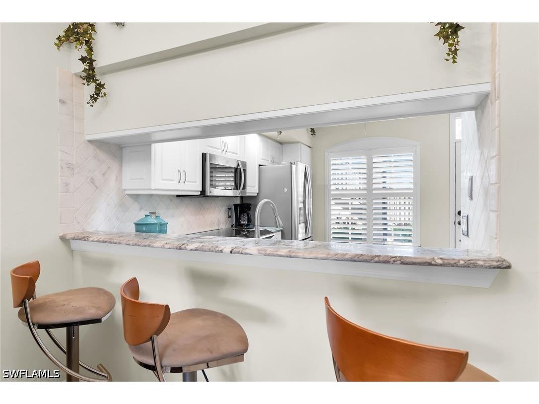 266 Newport Drive #305 Naples FL 34114 226015451 image10