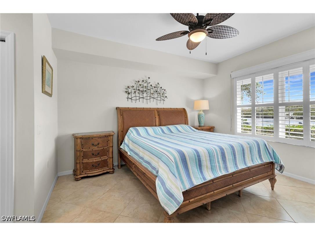 266 Newport Drive #305 Naples FL 34114 226015451 image18