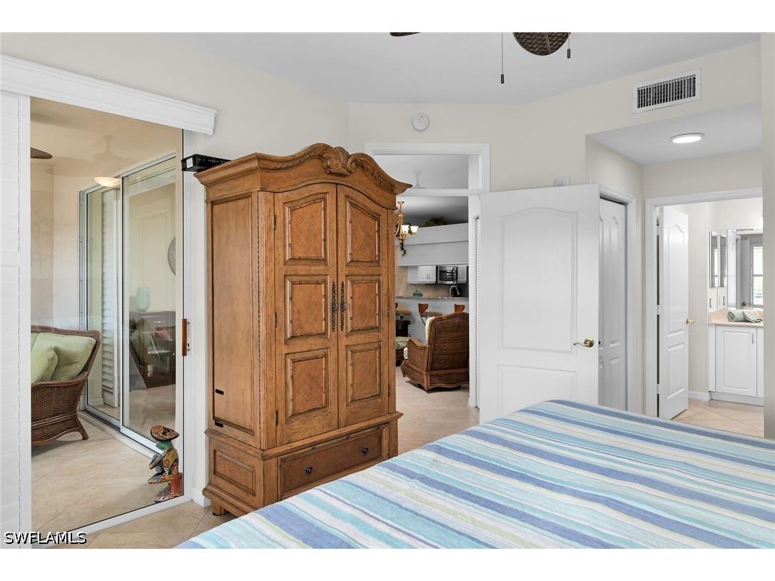 266 Newport Drive #305 Naples FL 34114 226015451 image20