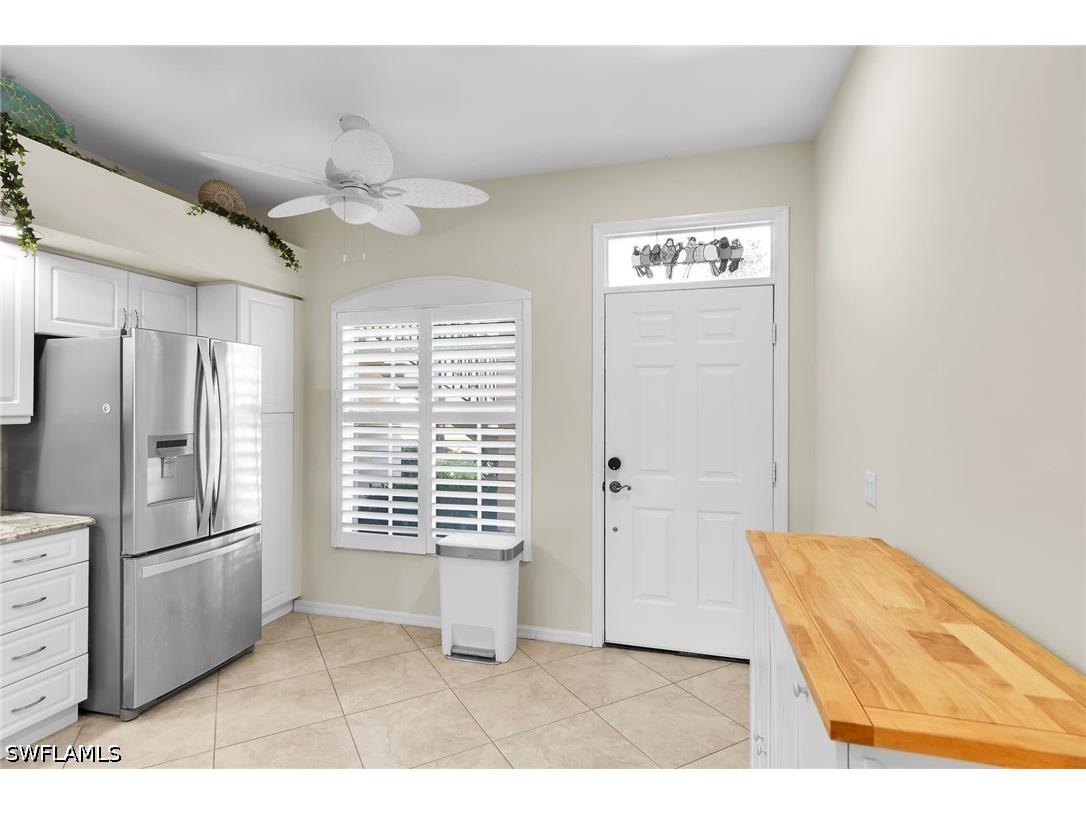 266 Newport Drive #305 Naples FL 34114 226015451 image6