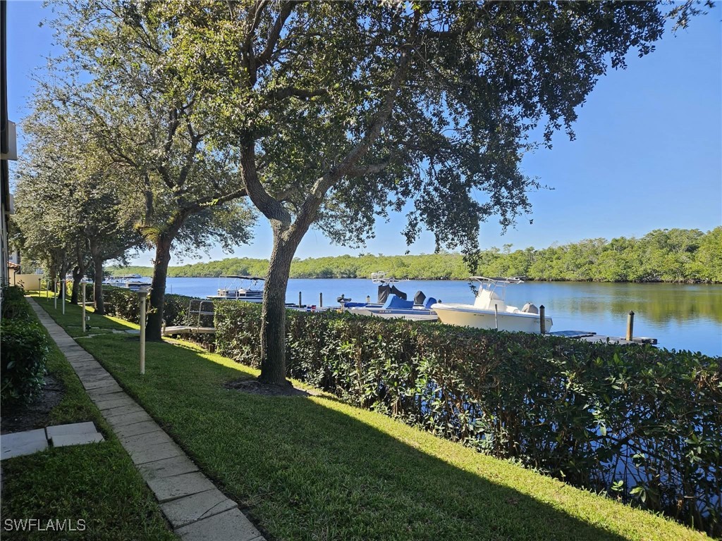 266 Newport Drive #310 Naples FL 34114 225084622 image21