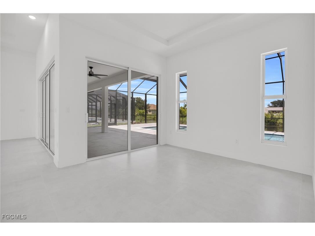 266 W Pine Valley Lane Rotonda West FL 33947 2025020540 image23