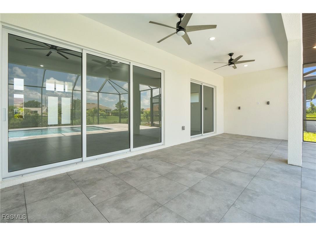 266 W Pine Valley Lane Rotonda West FL 33947 2025020540 image39