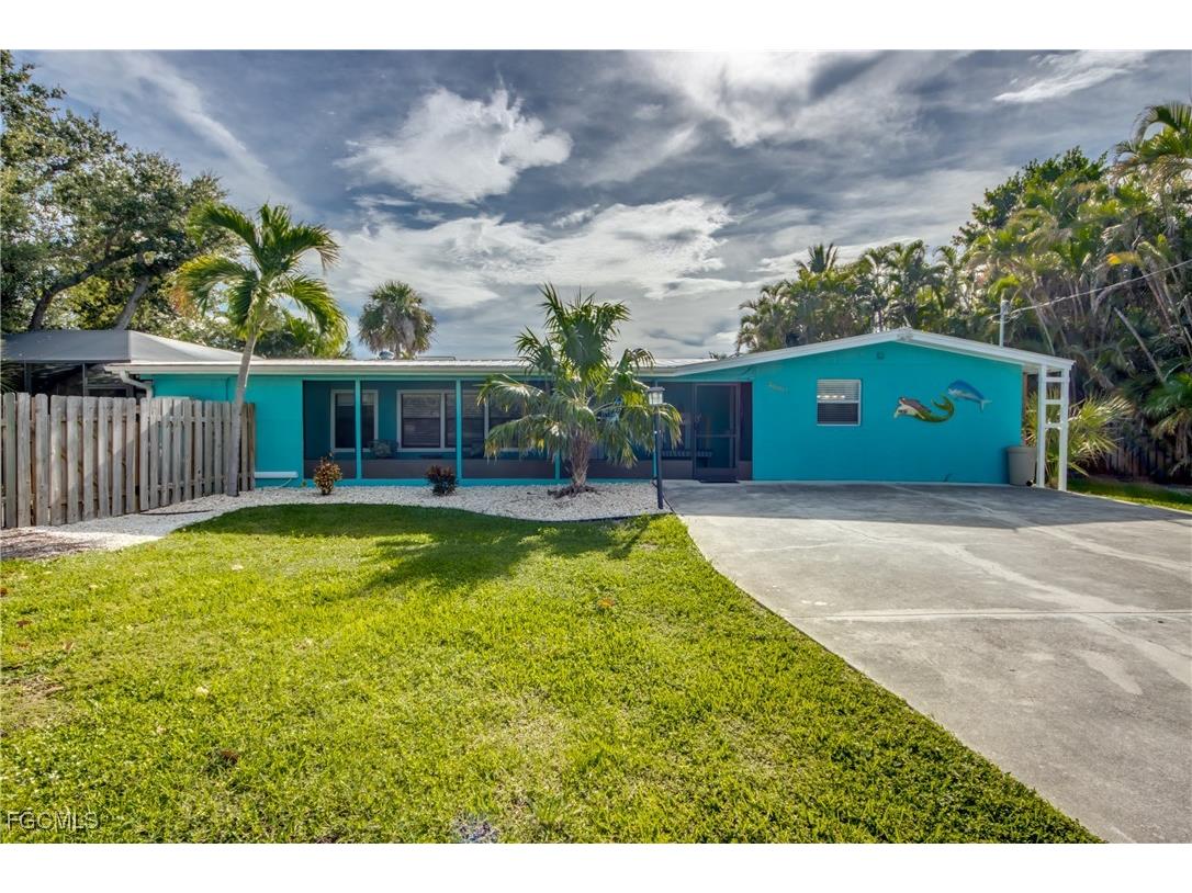 2660 Date Street Saint James City FL 33956 2025008977 image1