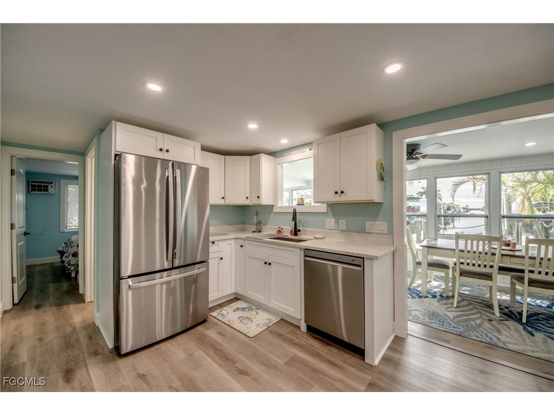 2660 Date Street Saint James City FL 33956 2025008977 image10