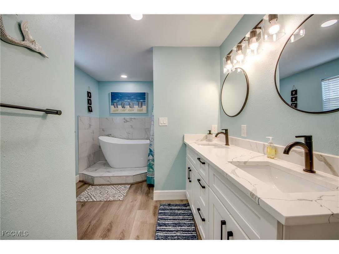 2660 Date Street Saint James City FL 33956 2025008977 image20