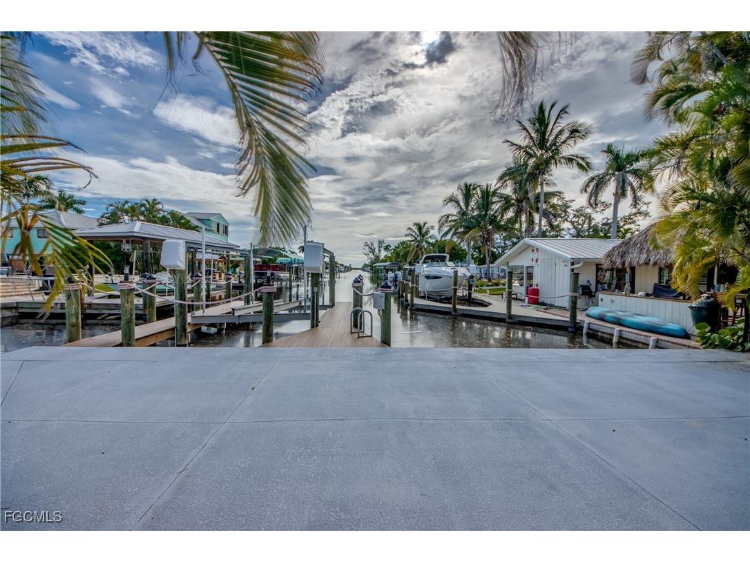 2660 Date Street Saint James City FL 33956 2025008977 image42