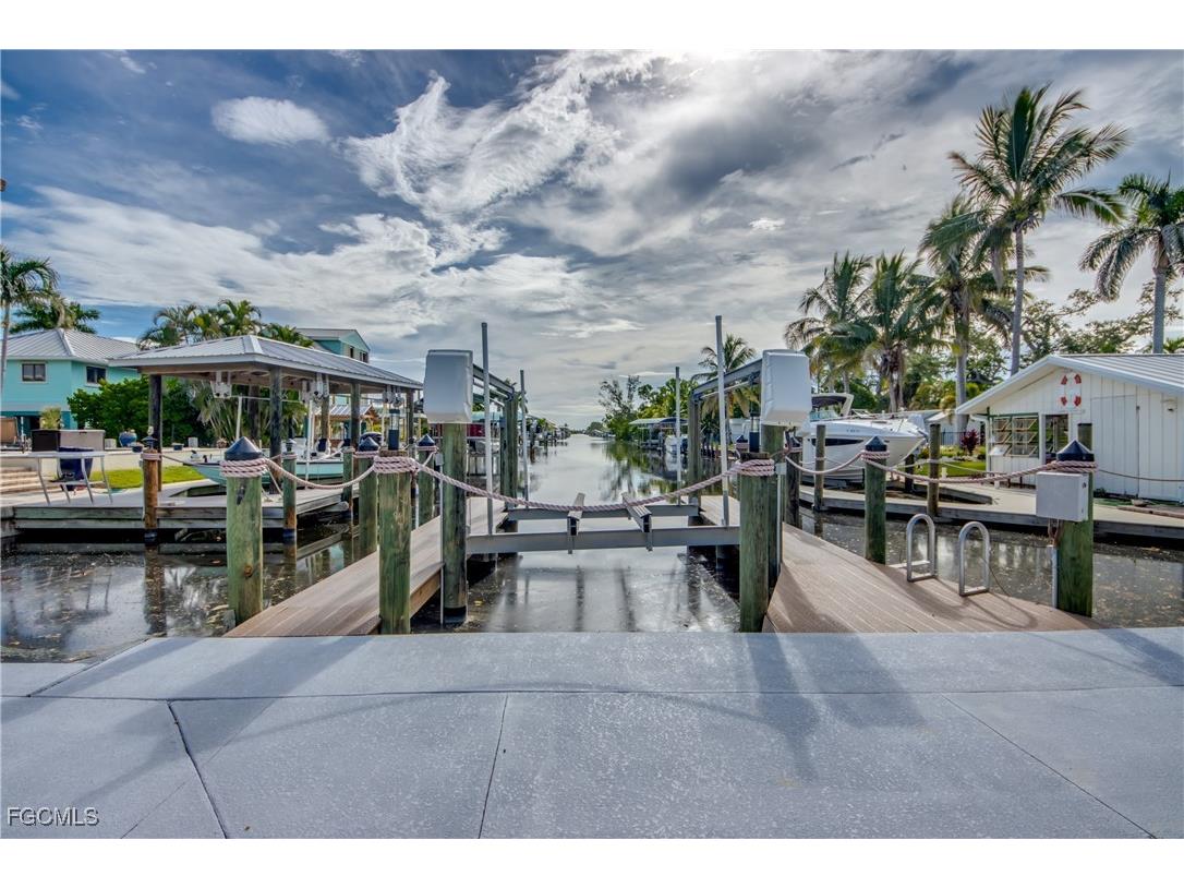 2660 Date Street Saint James City FL 33956 2025008977 image43