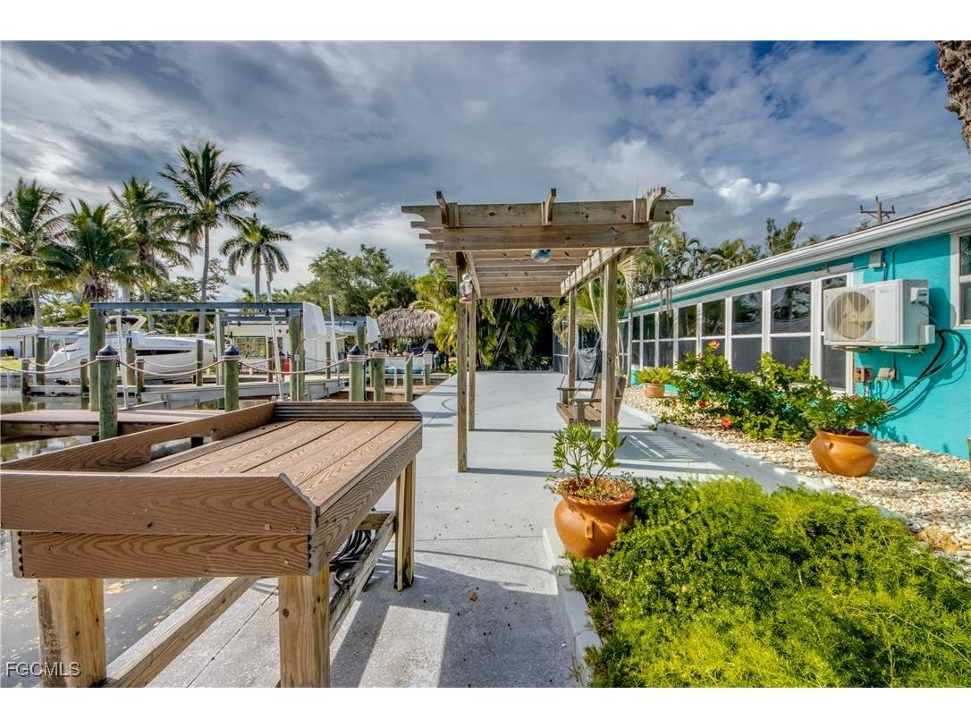 2660 Date Street Saint James City FL 33956 2025008977 image44