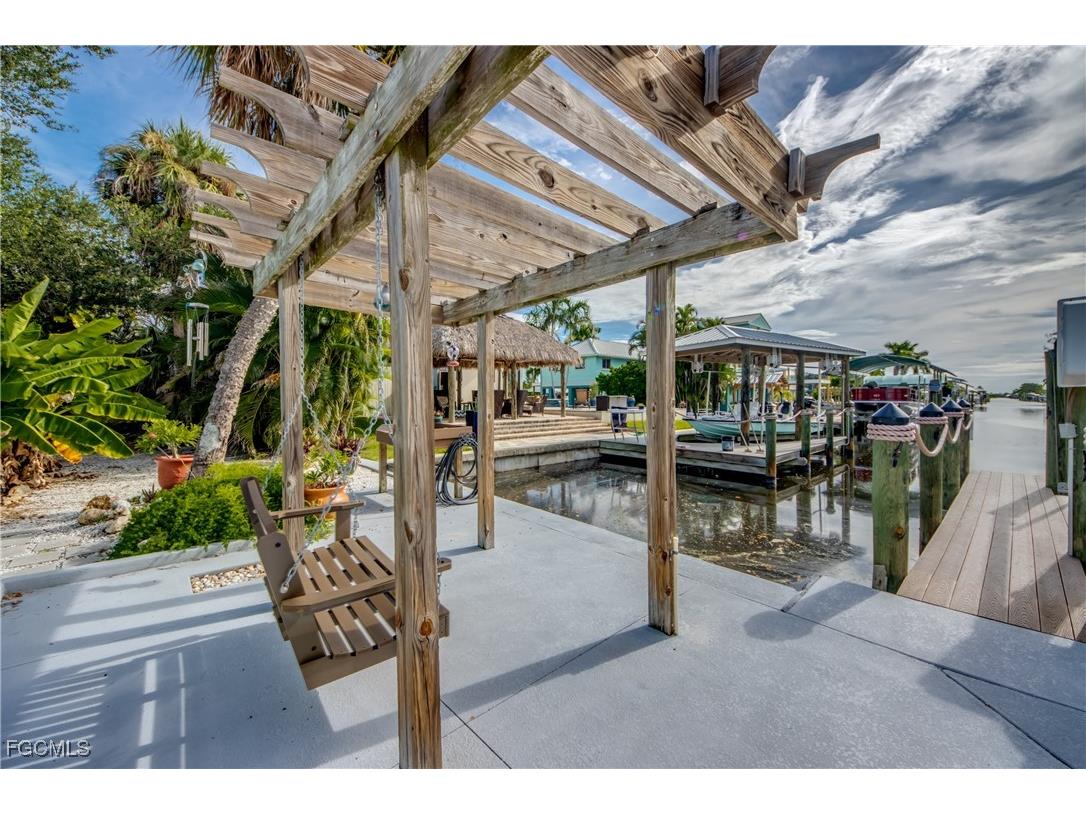 2660 Date Street Saint James City FL 33956 2025008977 image45