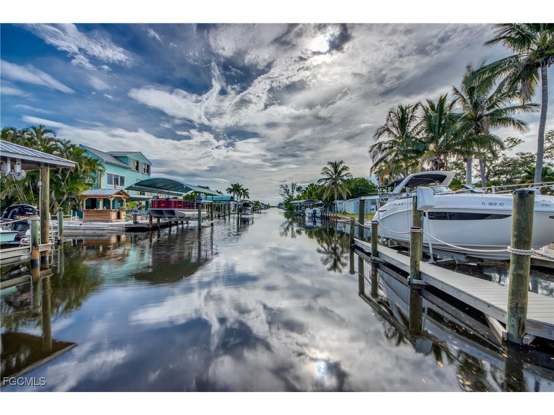 2660 Date Street Saint James City FL 33956 2025008977 image46