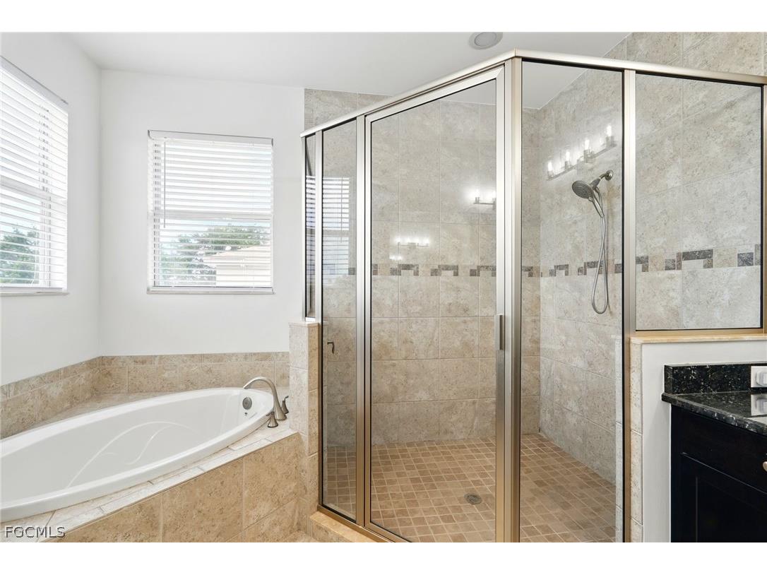 2660 Stonyhill Court Cape Coral FL 33993 225042066 image20
