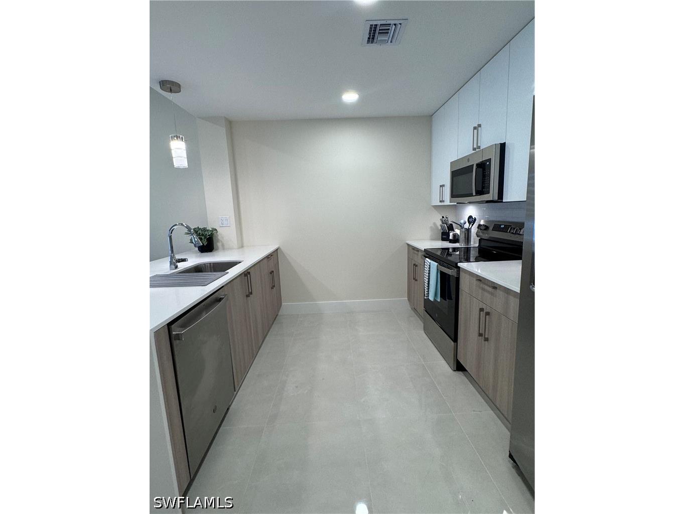 26600 Rosewood Point Drive #102 Bonita Springs FL 33145 226013873 image4