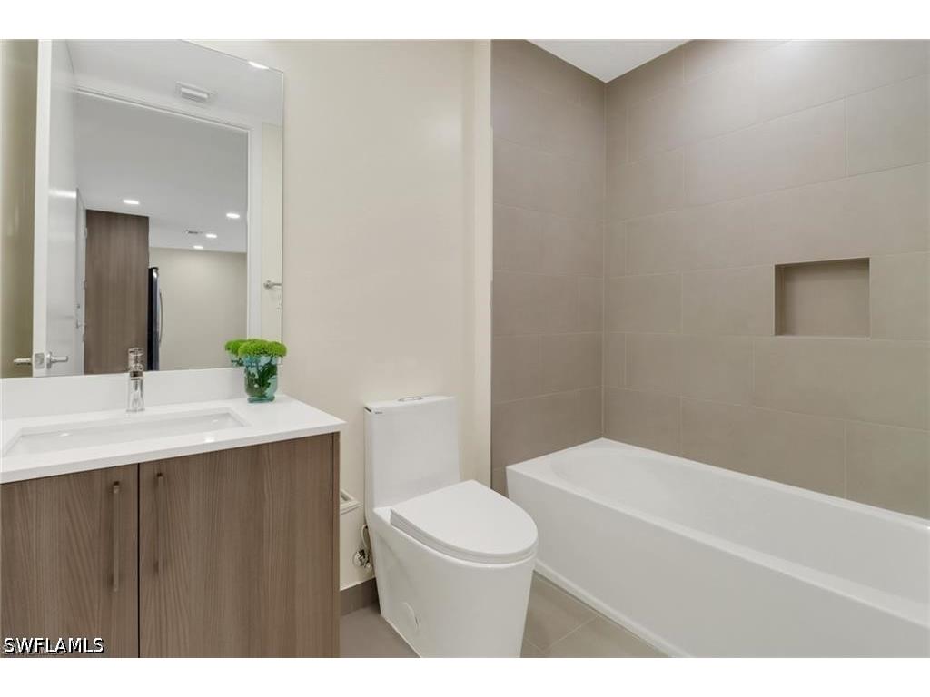 26600 Rosewood Pointe Drive #303 Bonita Springs FL 34135 226013361 image14