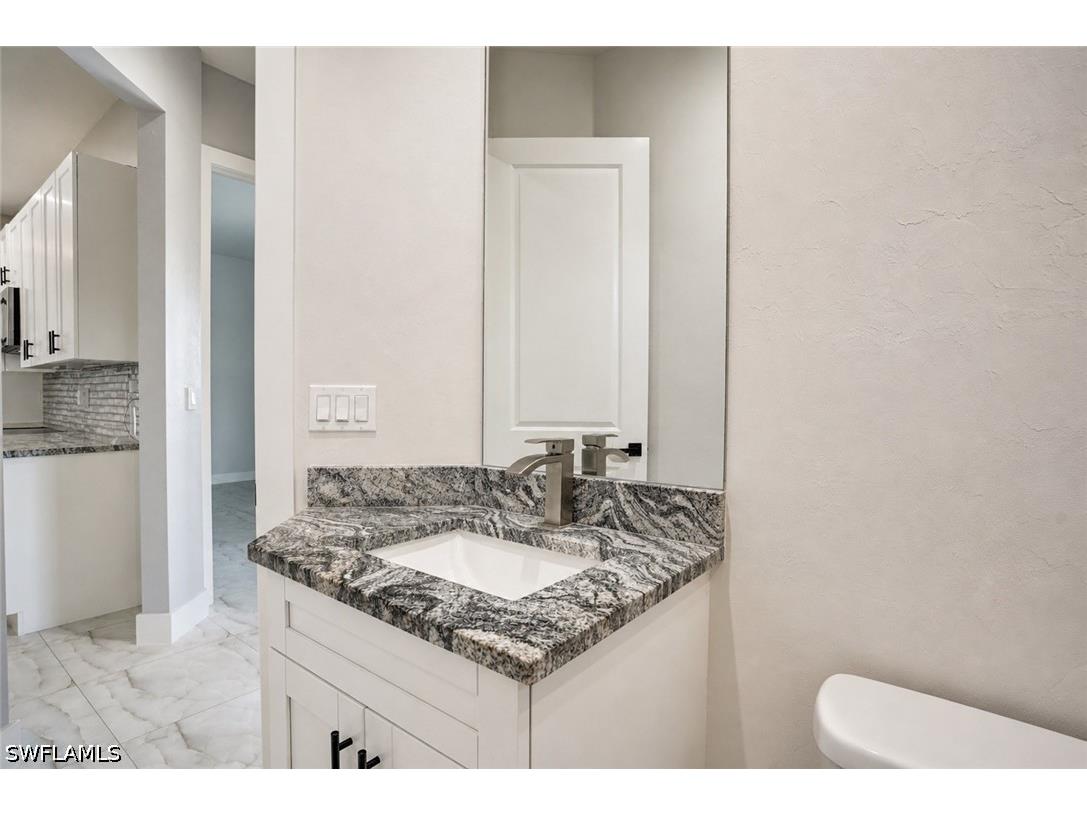 2661 43rd Avenue NE Naples FL 34120 226017784 image18