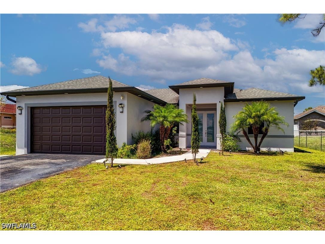 2661 43rd Avenue NE Naples FL 34120 226017784 image5