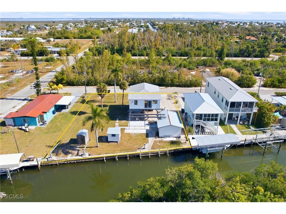 2661 Bamboo Street Saint James City FL 33956 2026003721 image10