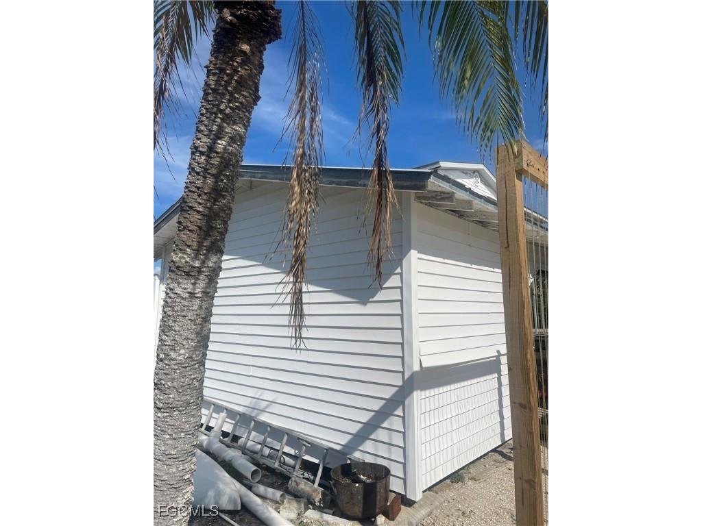 2661 Bamboo Street Saint James City FL 33956 2026003721 image16