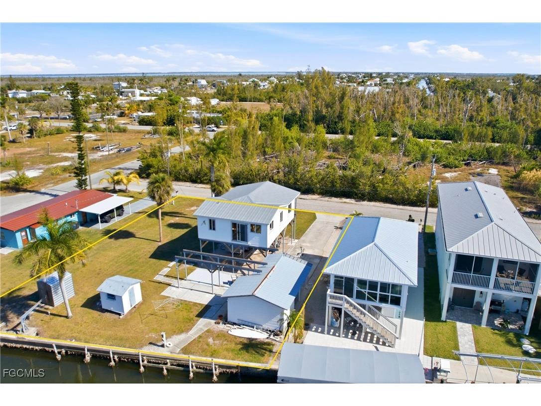 2661 Bamboo Street Saint James City FL 33956 2026003721 image7