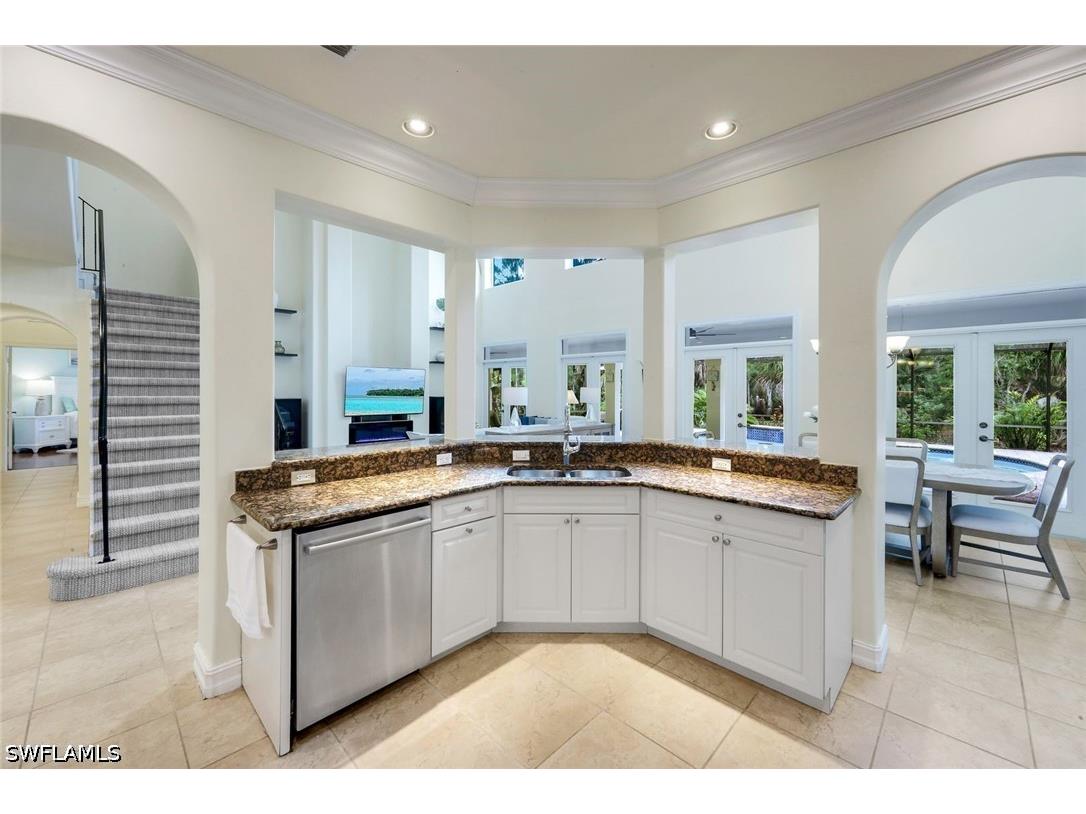 2661 Golden Gate Boulevard W Naples FL 34120 226021803 image10