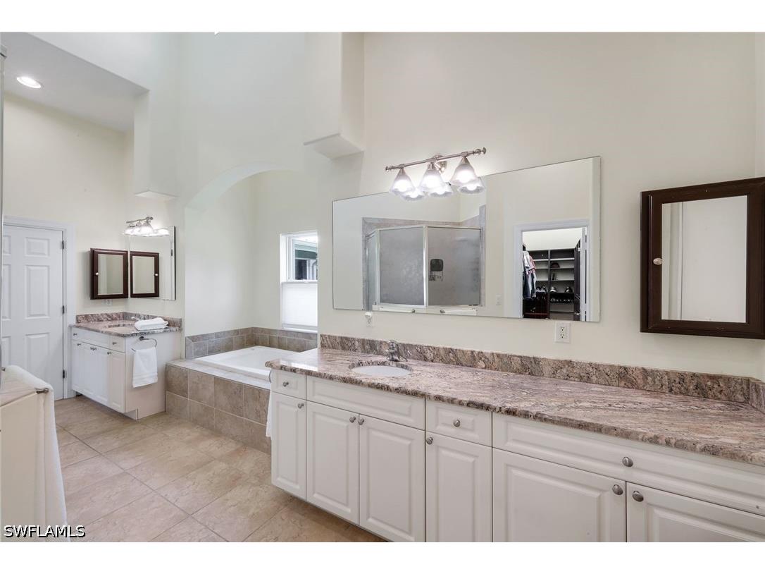 2661 Golden Gate Boulevard W Naples FL 34120 226021803 image20