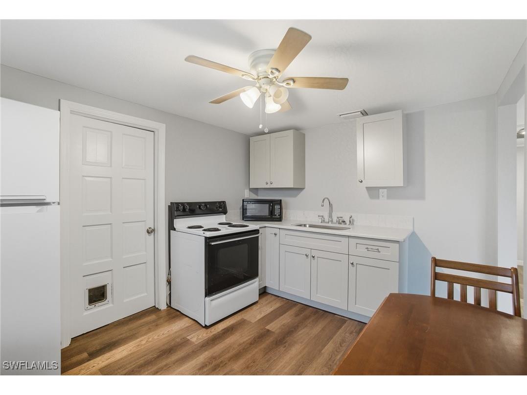 2662/2656 Mangrove Street Naples FL 34112 225070095 image23