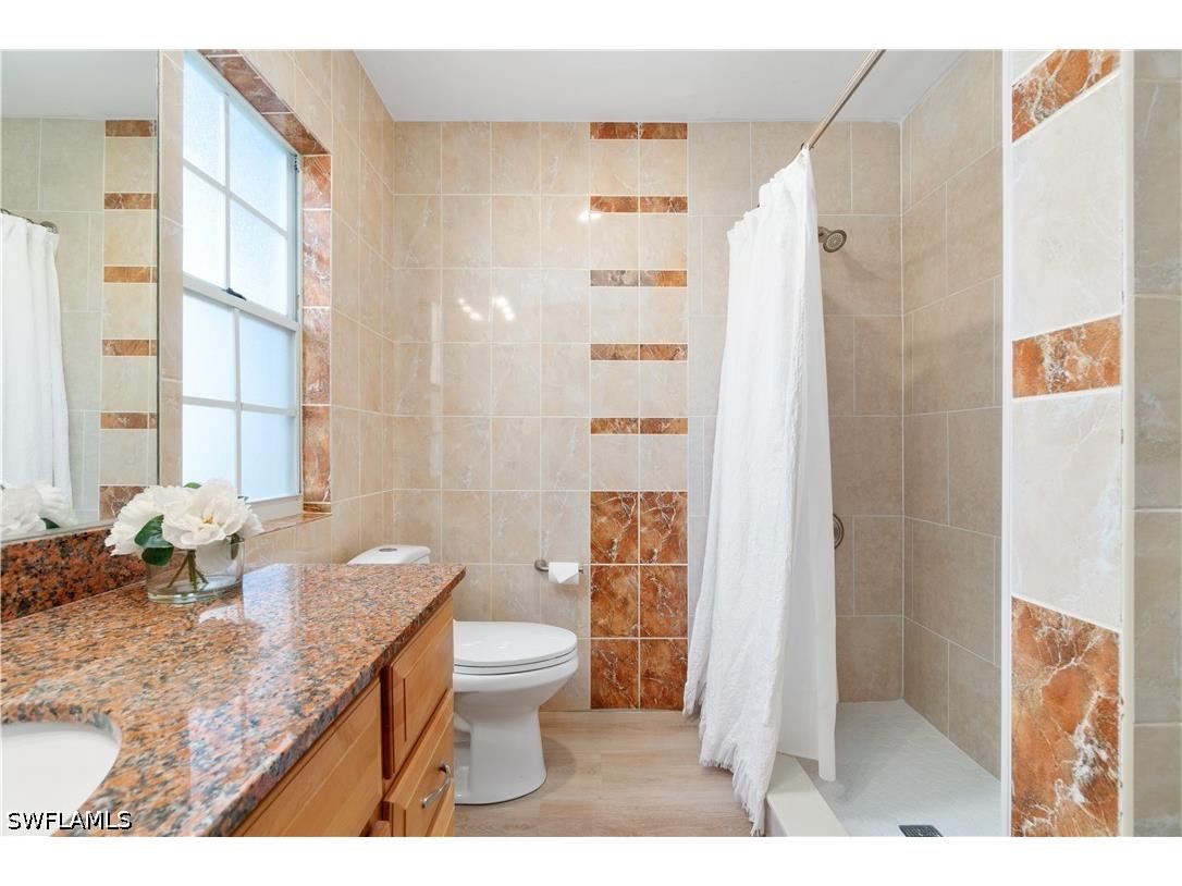 2662 Aft Avenue Naples FL 34109 226020849 image24