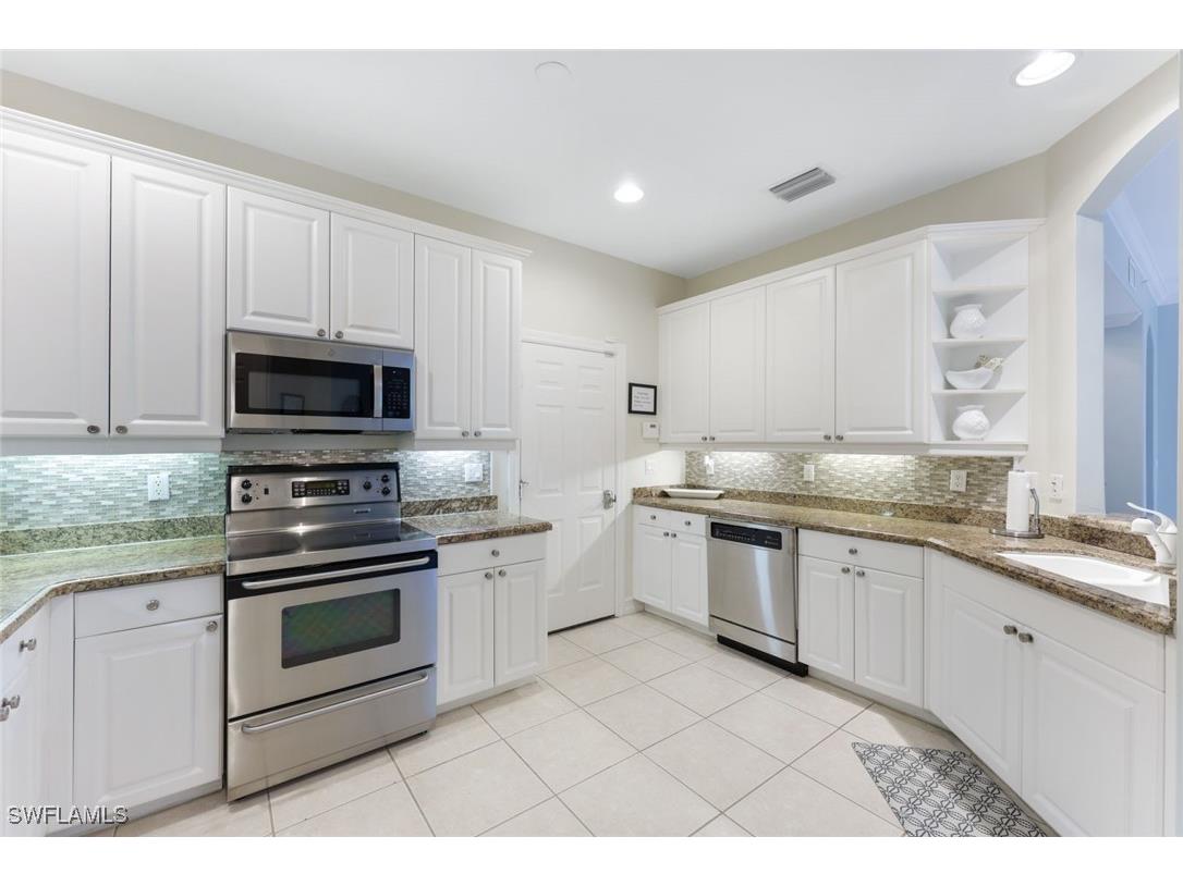 2662 Bolero Drive #10 Naples FL 34109 225074759 image5