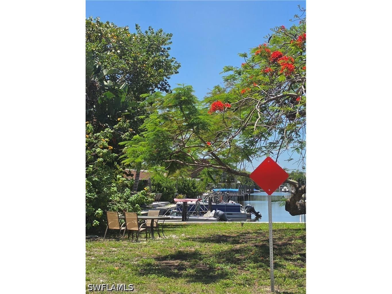 2662 Mangrove Street Naples FL 34112 226011418 image4