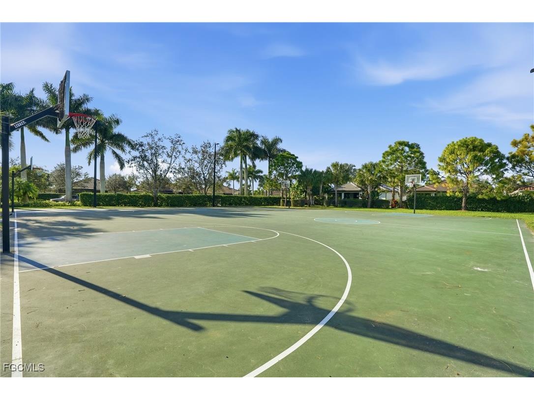 2662 Scarlet Way Naples FL 34120 2026000472 image46