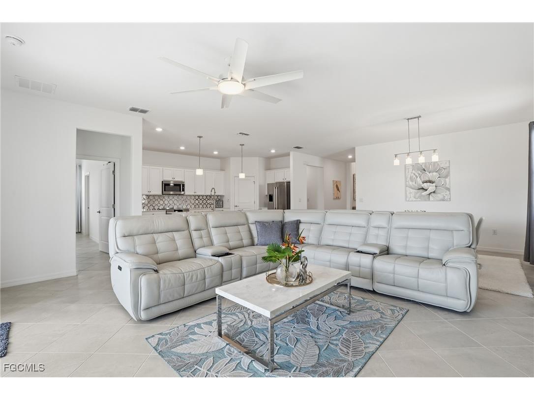 2662 Scarlet Way Naples FL 34120 2026000472 image7