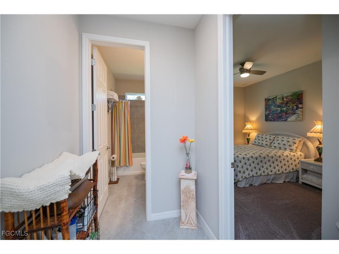 2663 SW 32nd Street Cape Coral FL 33914 2025009274 image36