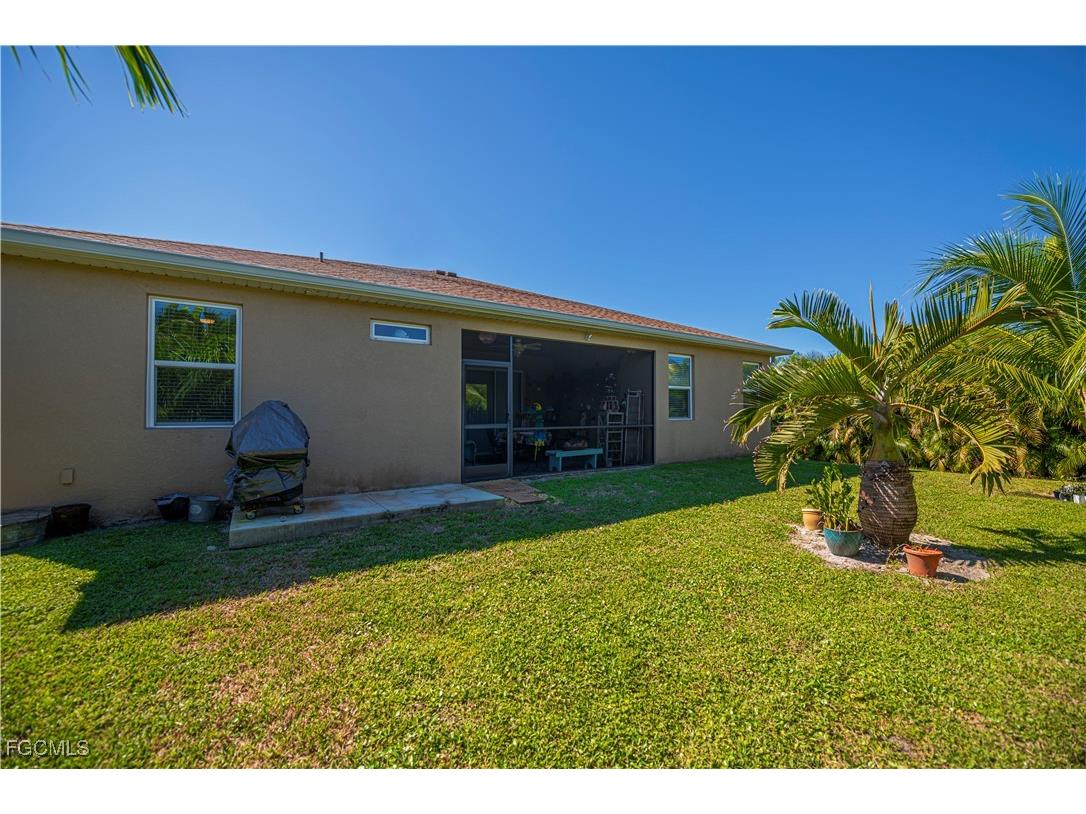 2663 SW 32nd Street Cape Coral FL 33914 2025009274 image46