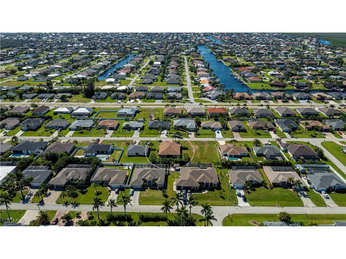 2663 SW 32nd Street Cape Coral FL 33914 2025009274 image48