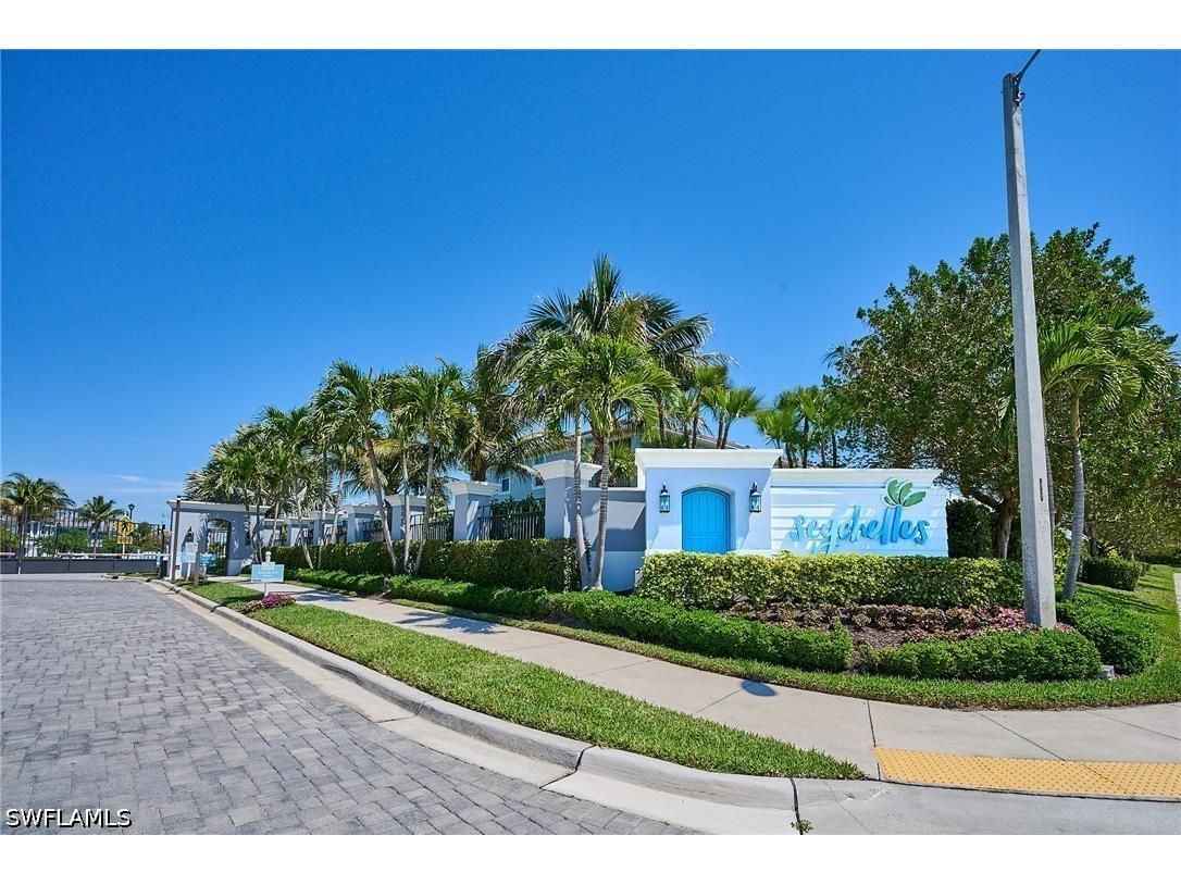 2664 Seychelles Circle #2402 Naples FL 34112 226012789 image2