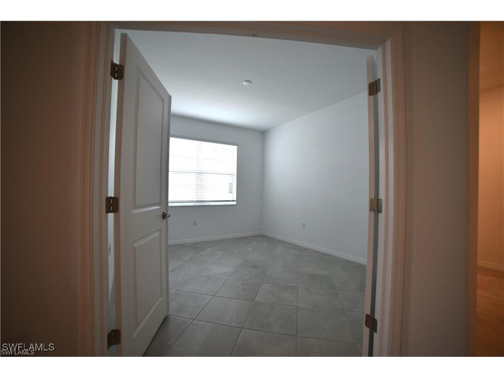 2665 Vine Avenue Naples FL 34120 225076610 image11
