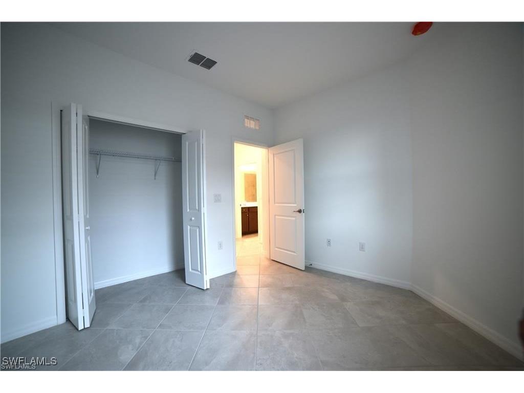 2665 Vine Avenue Naples FL 34120 225076610 image6